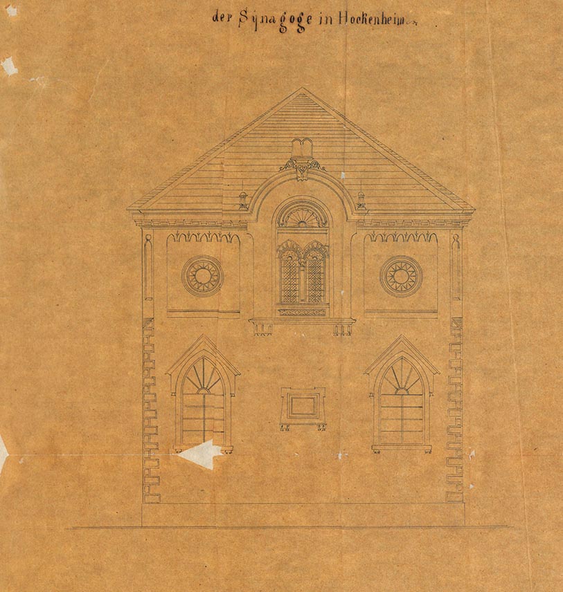 Vorderansicht aus den Plänen zum Umbau der Synagoge in Hockenheim, um 1877. Während der Pogrome im November 1938 wurde das Gebäude durch Inbrandsetzung zerstört. [Quelle: Landesarchiv BW, GLAK G Hockenheim]