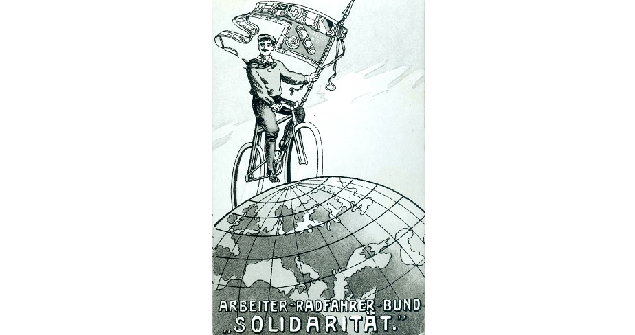 Eine Postkarte der Arbeiterradfahrer