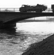 LKW auf der Neckarbrücke in Altenburg 1970