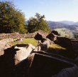 Freiamt: Burgruine Keppenbach - gestreckte Burganlage auf einem Felsgrat 1991