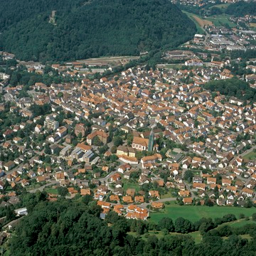 Waldkirch aus der Luft 1998